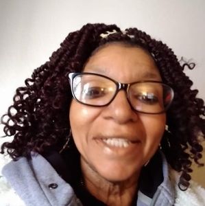 Meet your Posher, Evelina